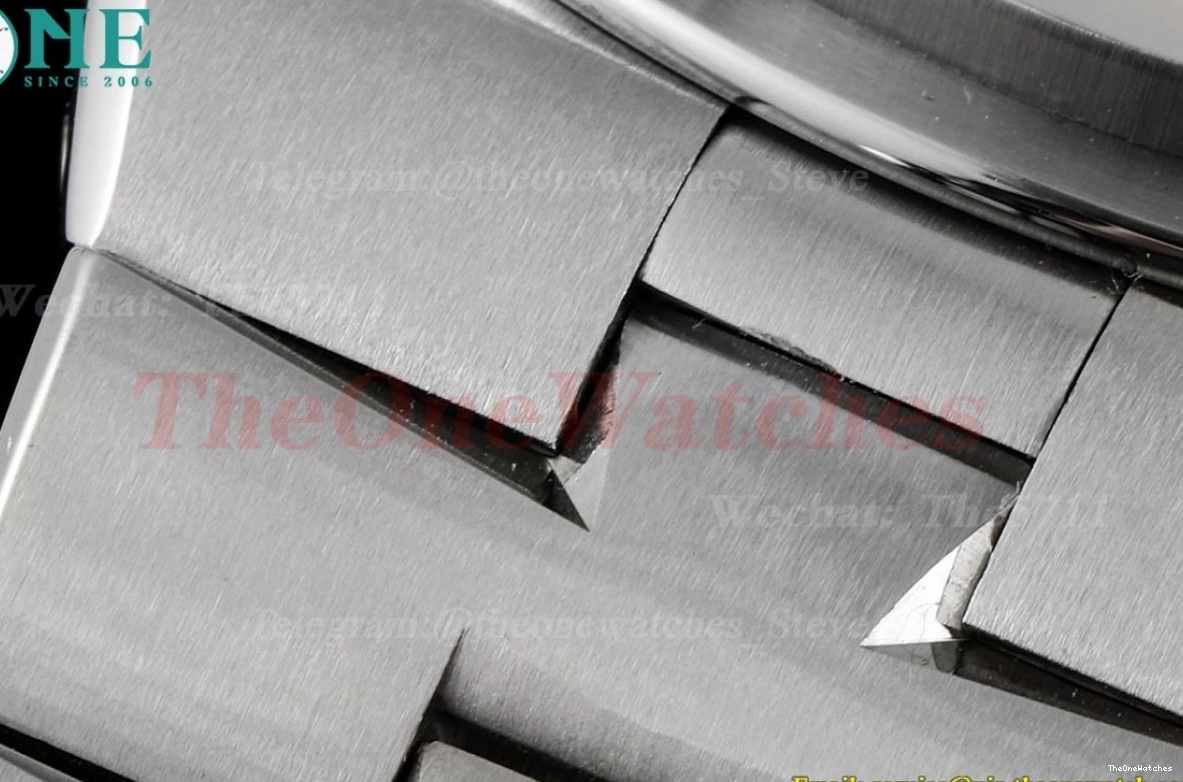 White SS Calendar SS Stk Overseas 4300V A1120 8F Perpetual 0202